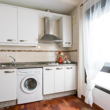 Apartament Holi-Rent Santa Marina Sewilla Zewnętrze zdjęcie